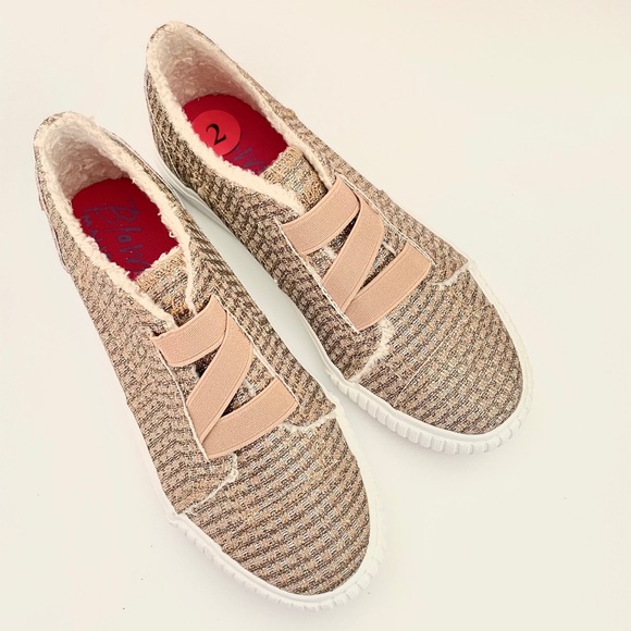 Brand new Blowfish Malibu kids size 2 gold flats - Picture 3 of 9